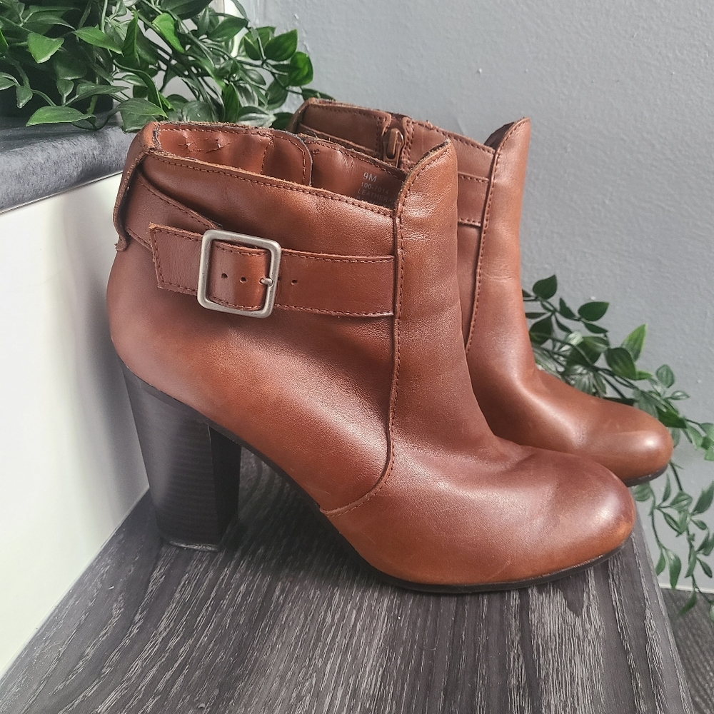 Liz Claiborne Ankle Boots